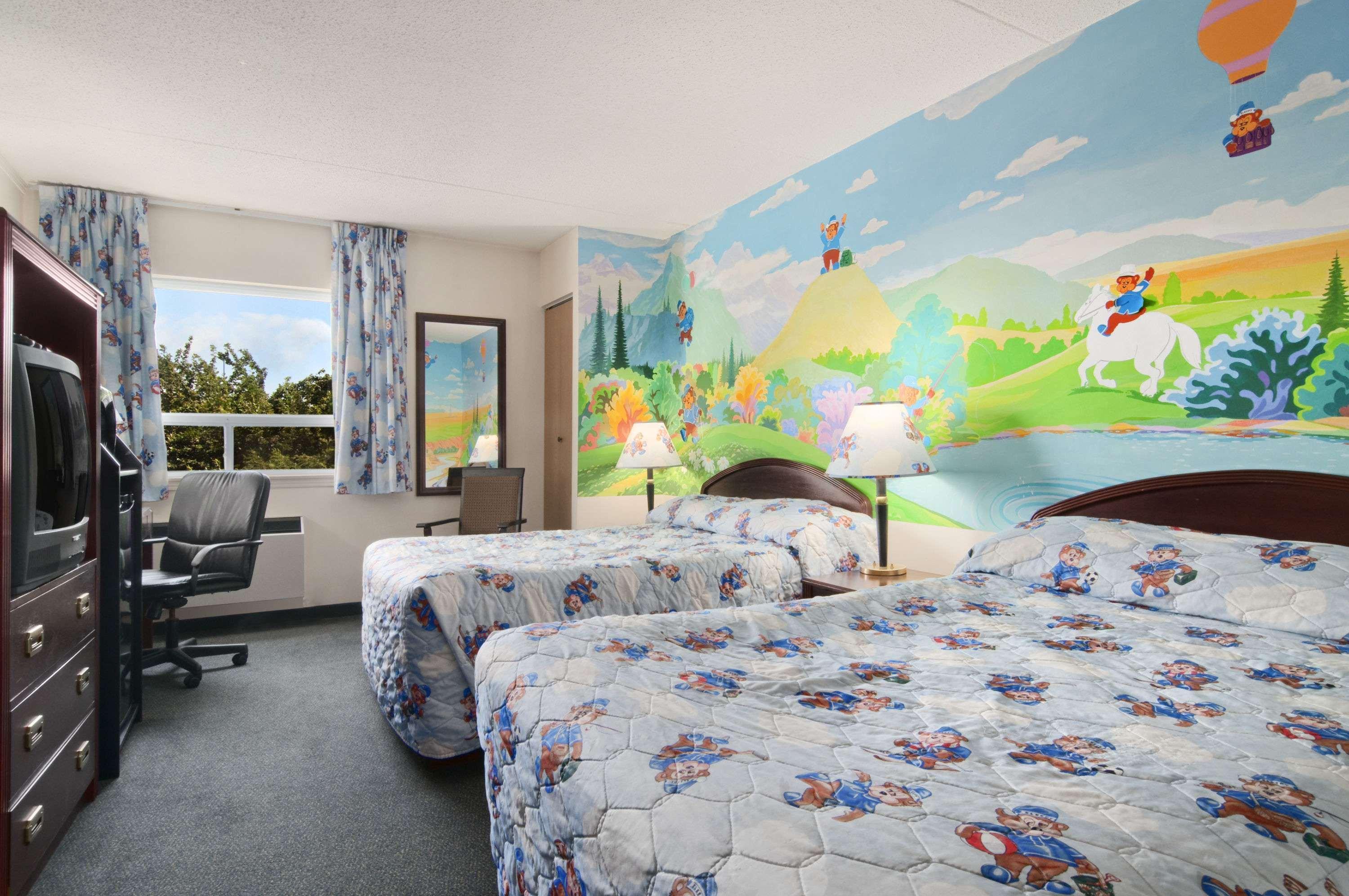 Travelodge By Wyndham Edmonton South Exterior photo